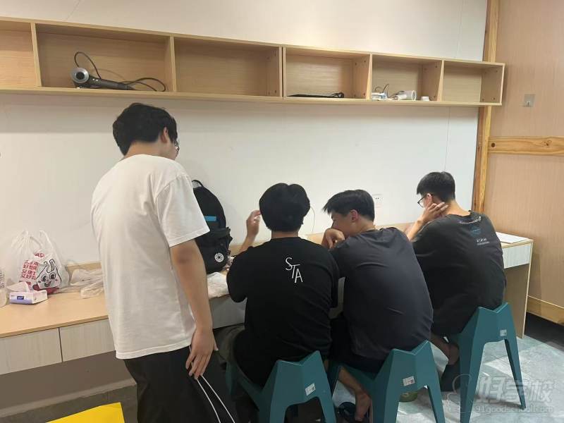 课后辅导：检查作业