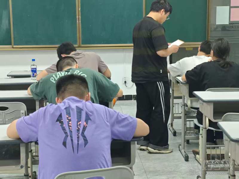 每周小测考试