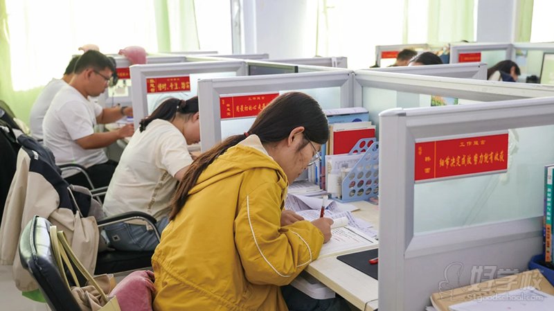 学校环境17