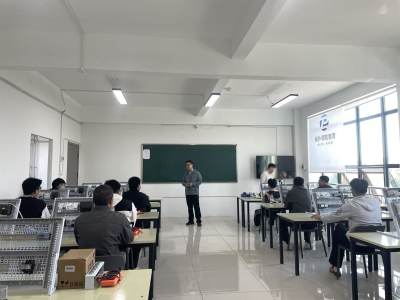 保定校区