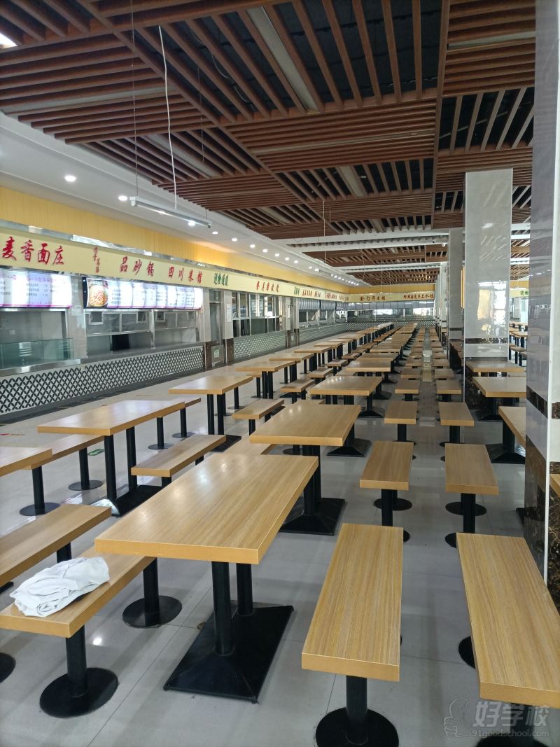新校区食堂