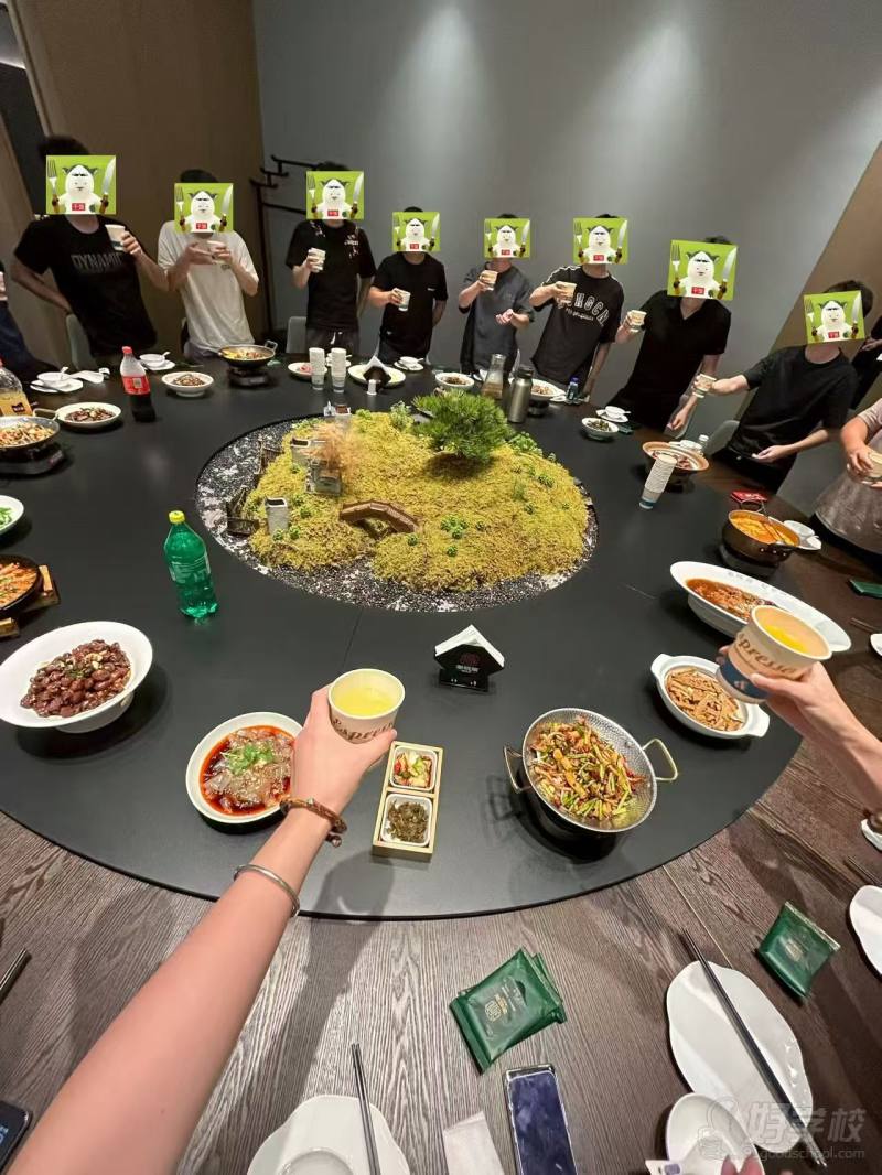 师生生活
