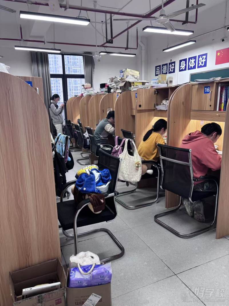 机构环境2