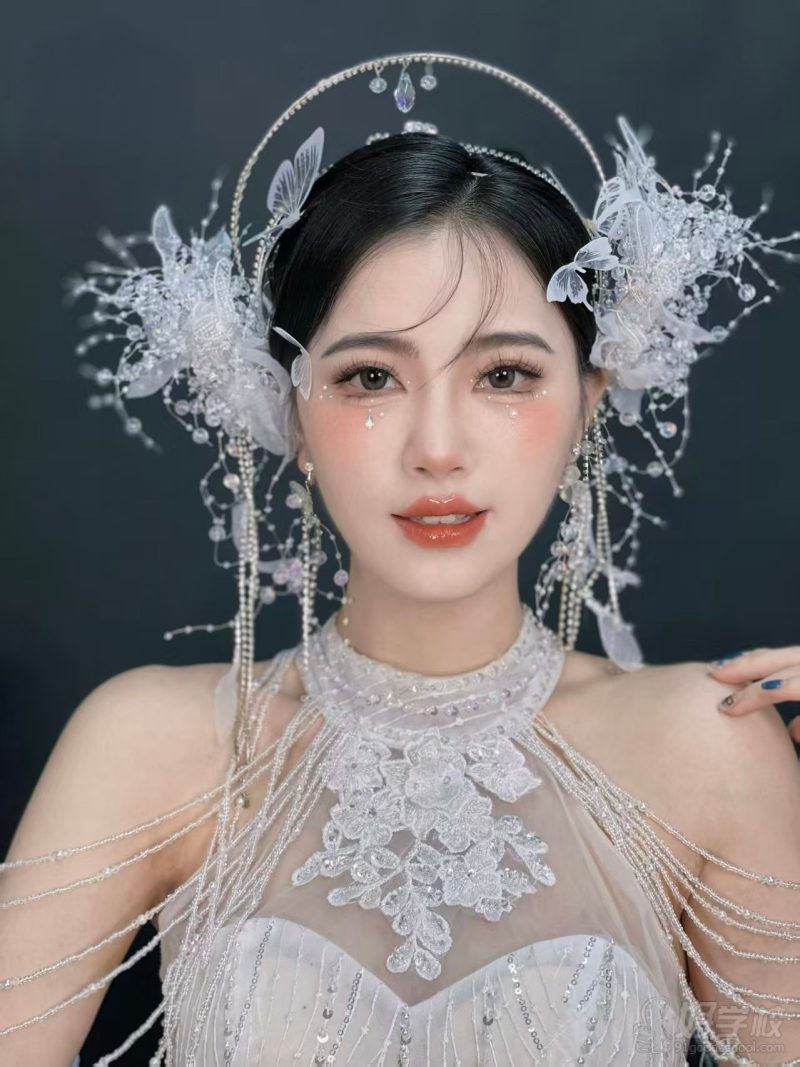 新娘妆