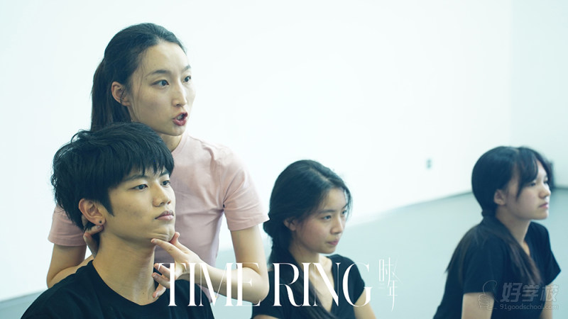 深圳服裝表演/模特/空乘專業(yè)藝考培訓(xùn)班