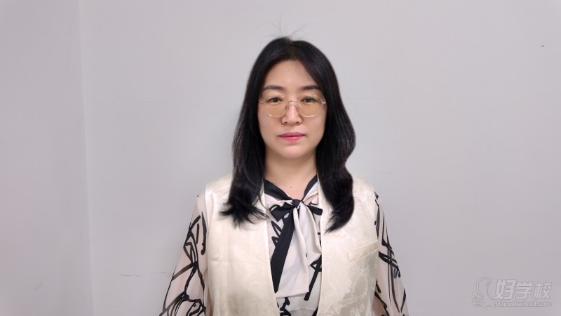 趙老師&nbsp;東莞商務(wù)采購(gòu)實(shí)操培訓(xùn)班 東莞藍(lán)領(lǐng)教育