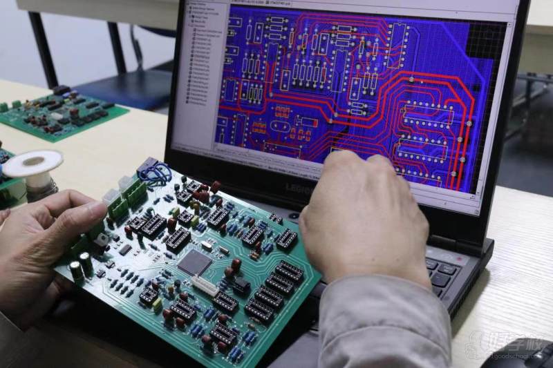 東莞電子電路設(shè)計培訓課程 東莞藍領(lǐng)教育