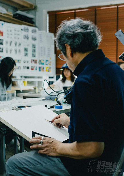 &nbsp;日本艺术留学情报设计 / 信息设计专业全包服务