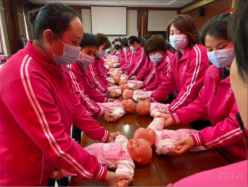 (2)0-3岁婴儿营养基础及饮食制作(理论+实操)(3)婴儿生活照料技能