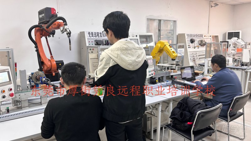 现场课室环境图片