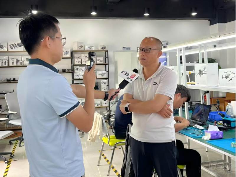 深圳卫视来深云翼专访--采访优秀学员