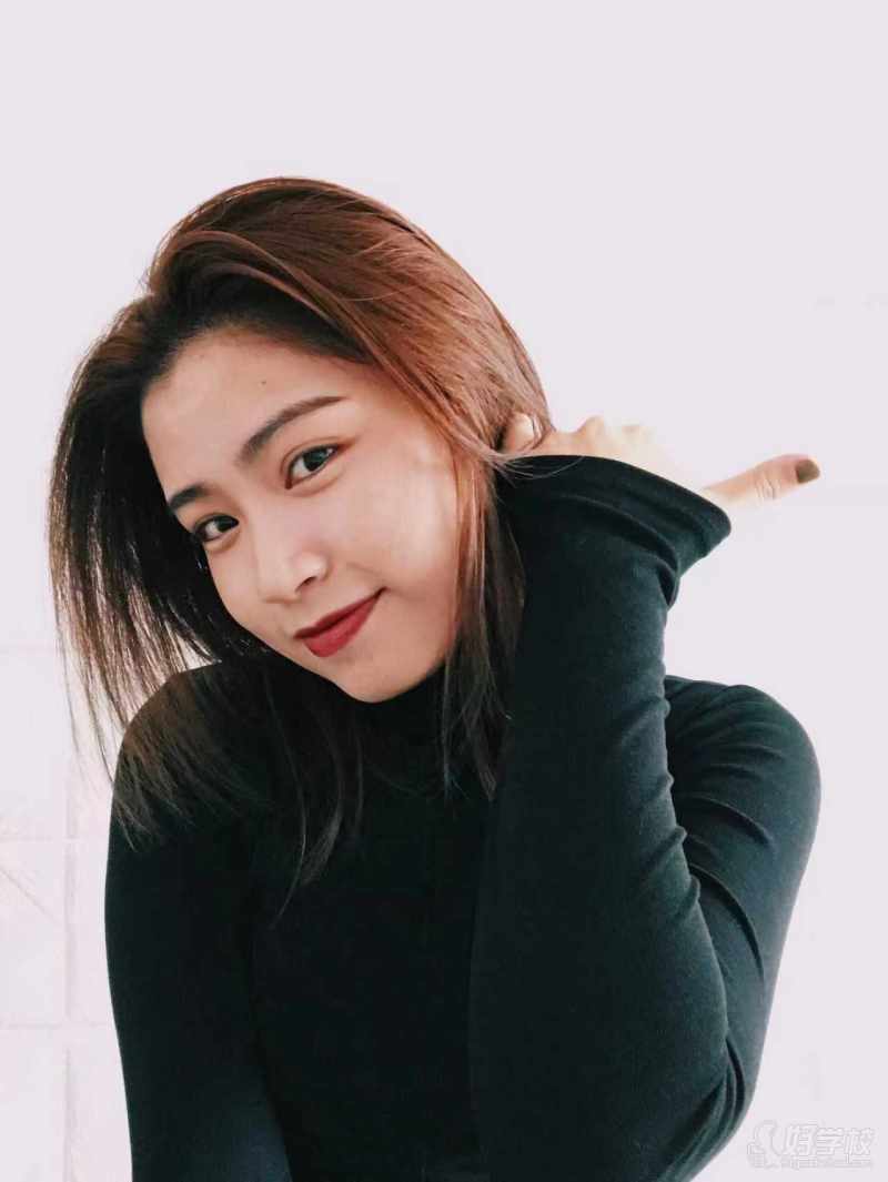 蔣老師（聲樂教師）