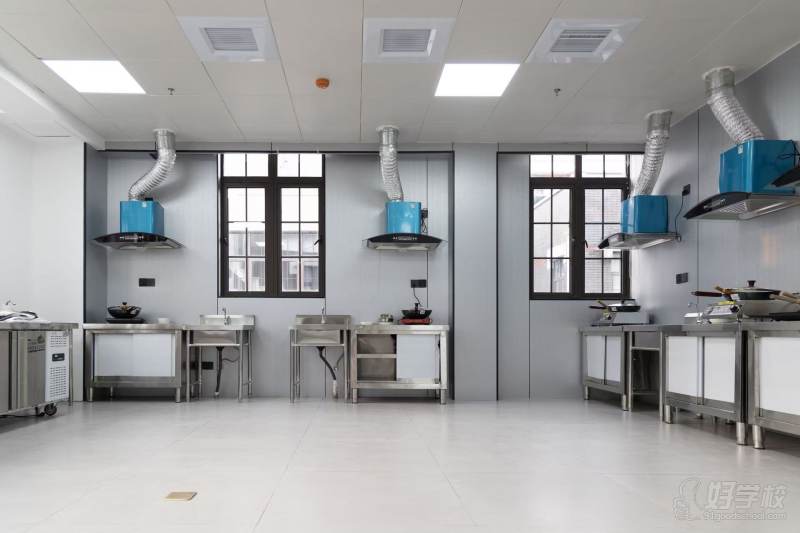 &nbsp; &nbsp; &nbsp; &nbsp; &nbsp; &nbsp; &nbsp; &nbsp; &nbsp; &nbsp; &nbsp; &nbsp; &nbsp; &nbsp; &nbsp; &nbsp; &nbsp; &nbsp; &nbsp; &nbsp; &nbsp; &nbsp; &nbsp; &nbsp; &nbsp; &nbsp; &nbsp; &nbsp; &nbsp; &nbsp; &nbsp; &nbsp; &nbsp; &nbsp; &nbsp; &nbsp; &nbsp; &nbsp; 教室